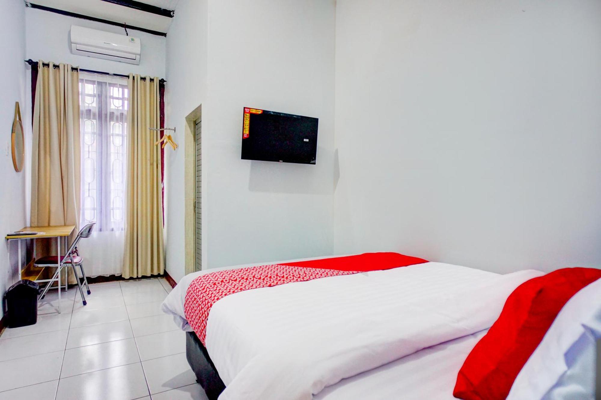 Hotel O Krakatau Near Universitas Muhammadiya Sumatra Utara Umsu Medan Dış mekan fotoğraf