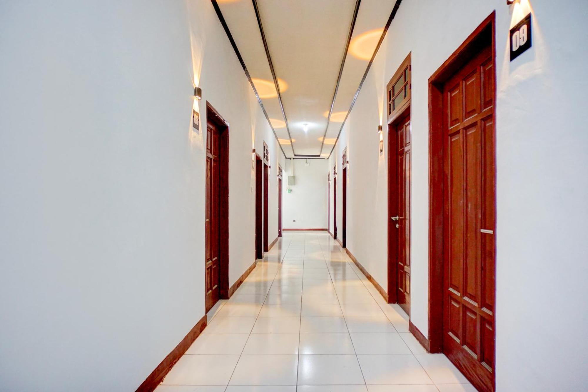 Hotel O Krakatau Near Universitas Muhammadiya Sumatra Utara Umsu Medan Dış mekan fotoğraf
