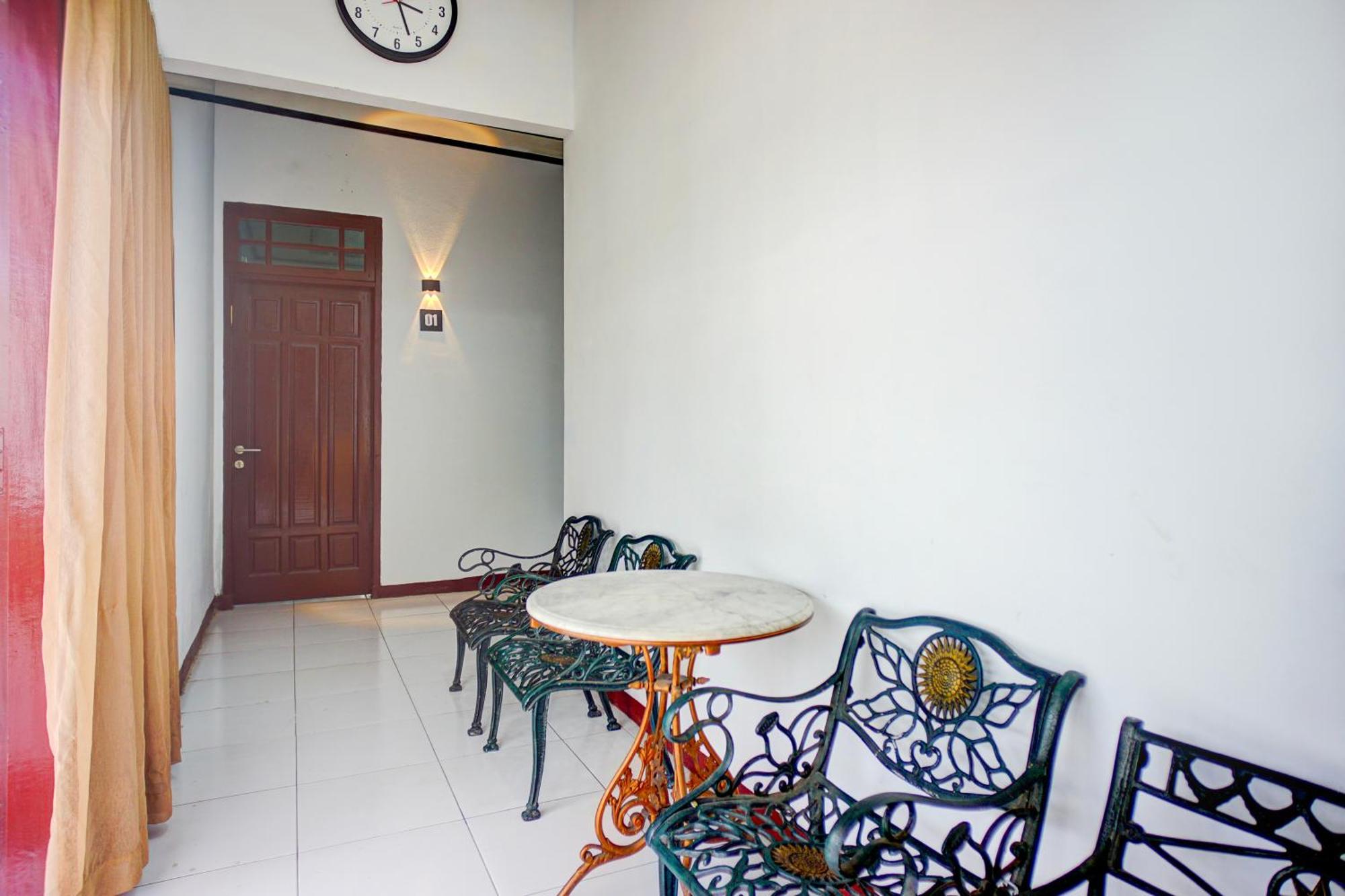 Hotel O Krakatau Near Universitas Muhammadiya Sumatra Utara Umsu Medan Dış mekan fotoğraf